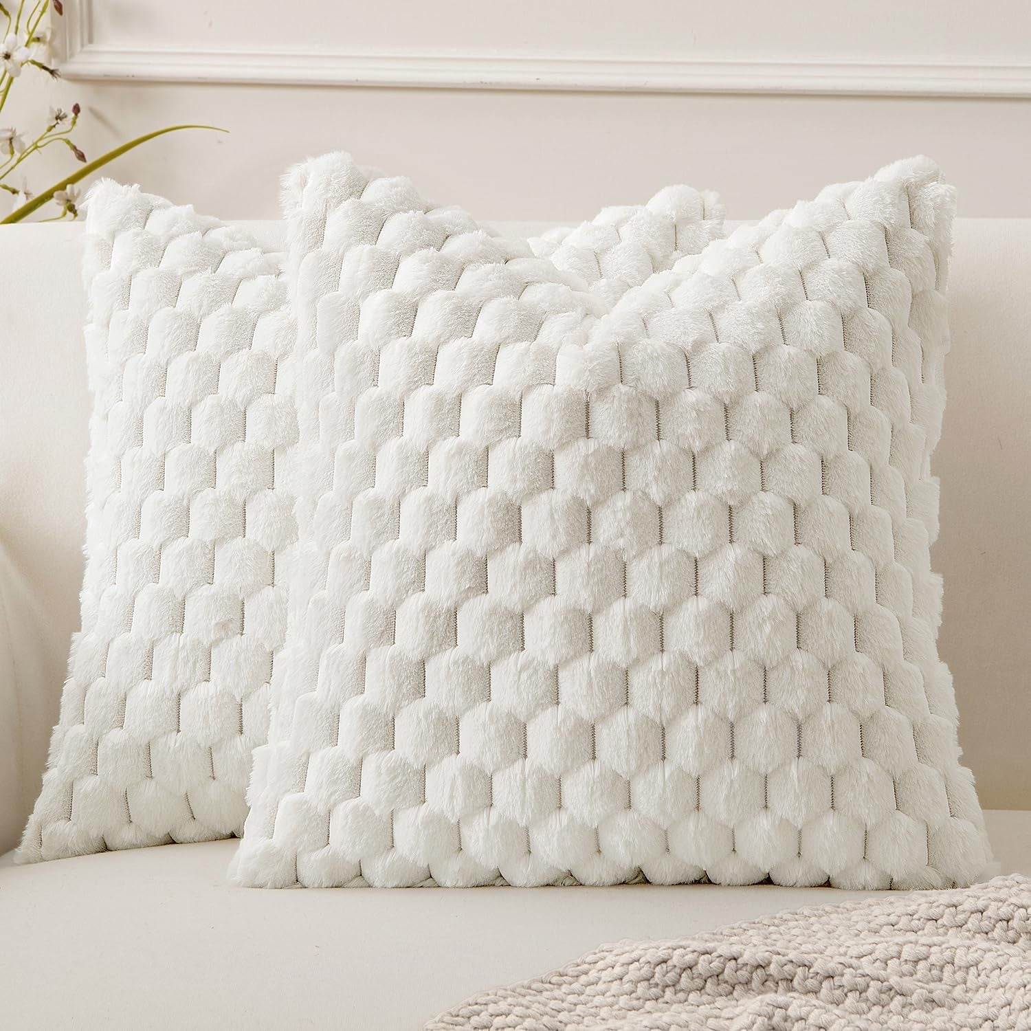 MIULEE Winter White Faux Fur Throw Pillow Covers (Set of 2) | 20×20 Cozy Plush Decorative Cushion Cases