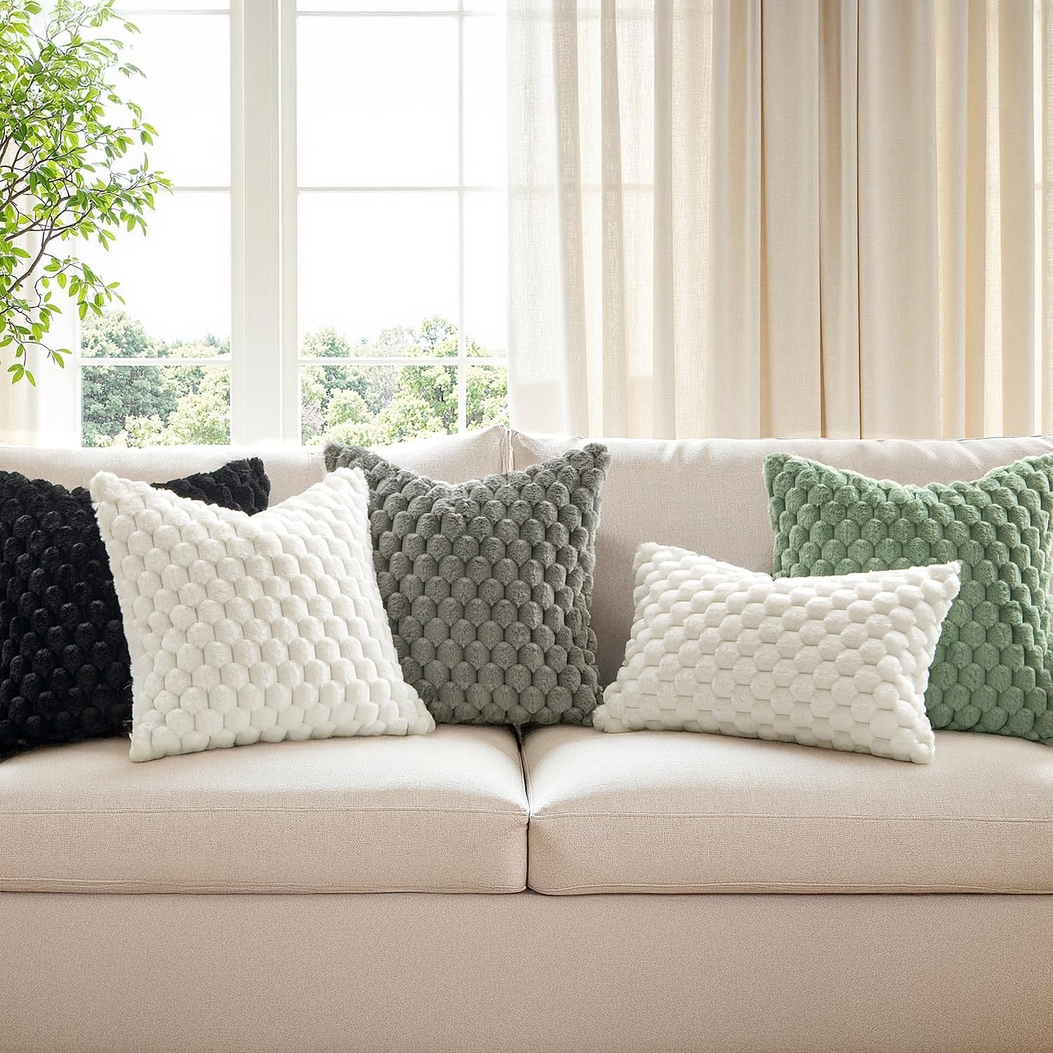 MIULEE Winter White Faux Fur Throw Pillow Covers (Set of 2) | 20×20 Cozy Plush Decorative Cushion Cases