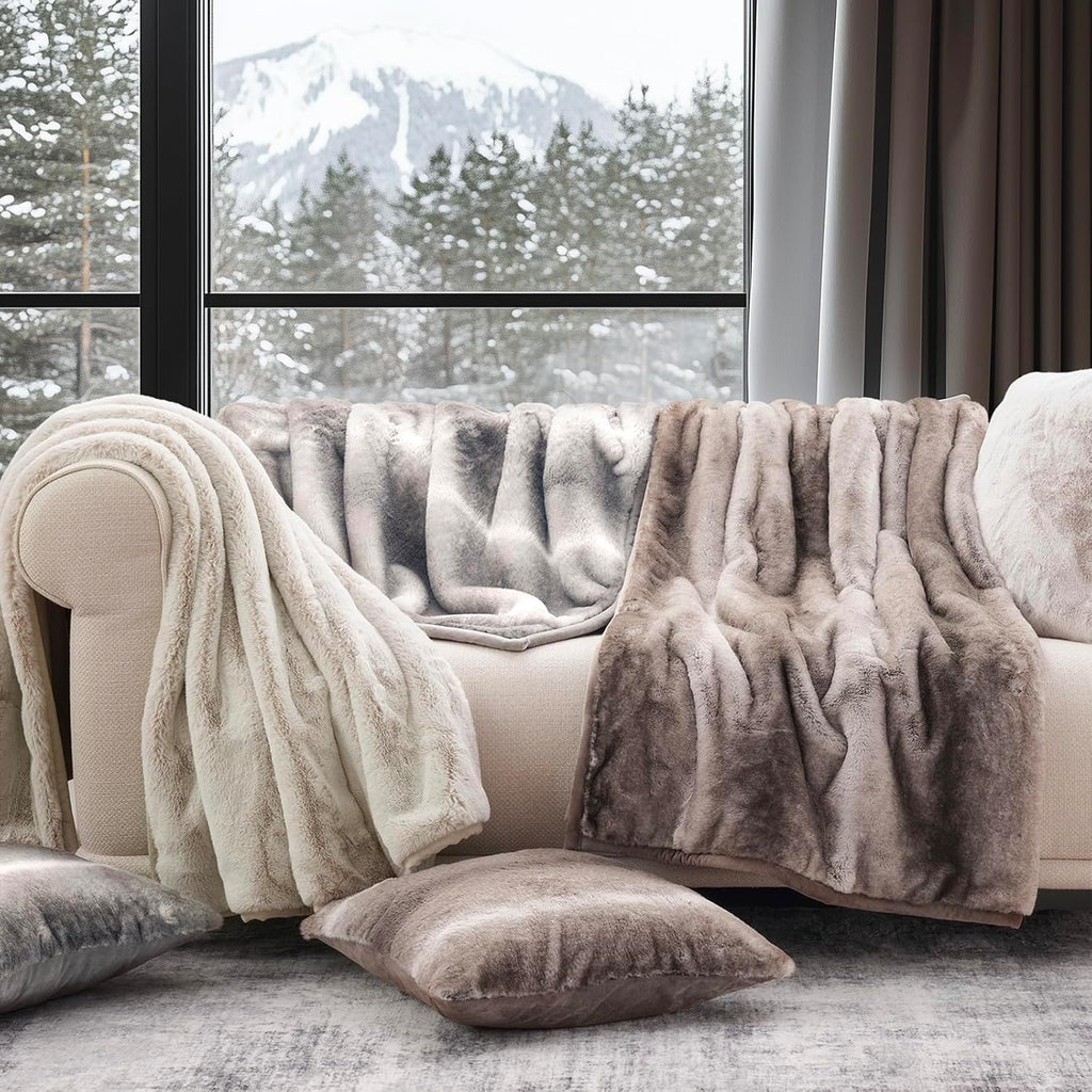 EVERGRACEHOME Mink Faux Fur Throw Blanket | Ultra-Soft Reversible Ombré Plush Blanket (60” x 80”)