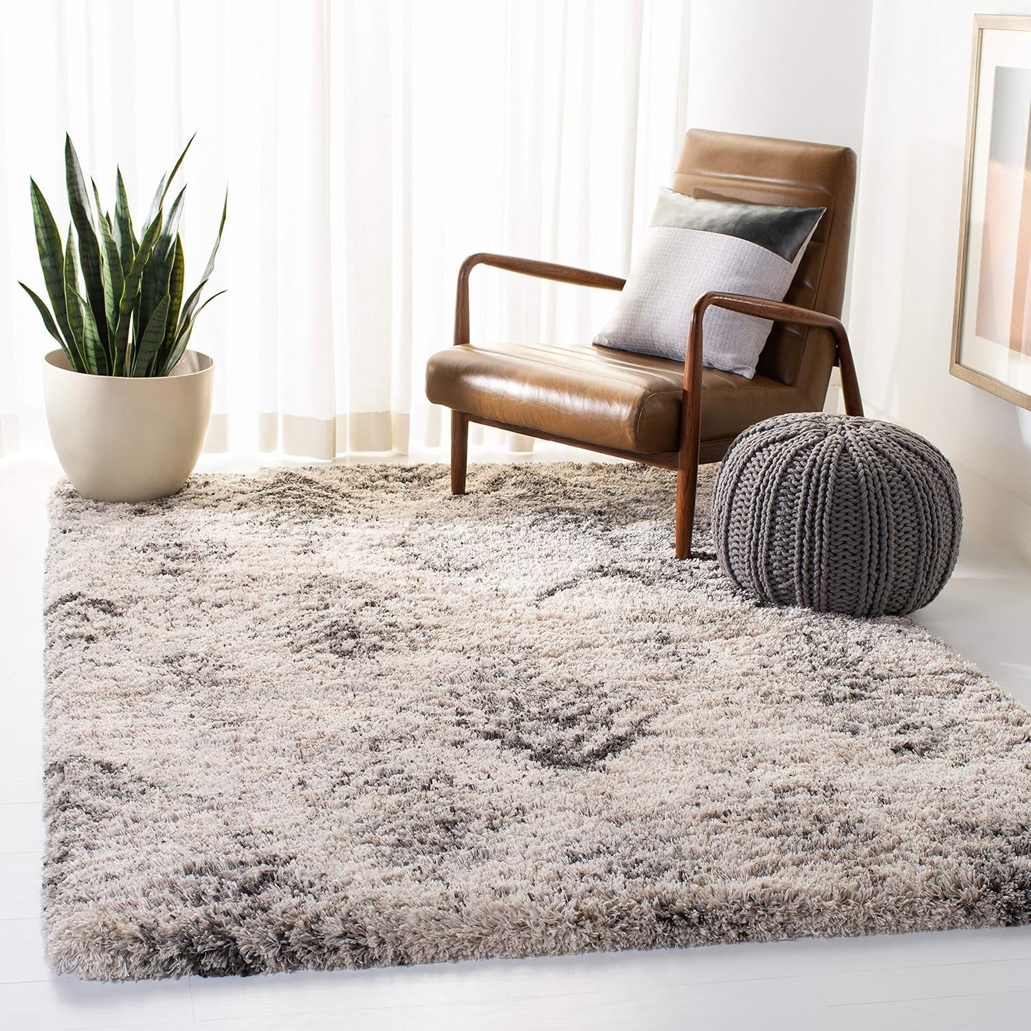 SAFAVIEH Iceland Shag Area Rug | Cream & Grey 5'3" x 7'6" Plush Modern Shag Rug