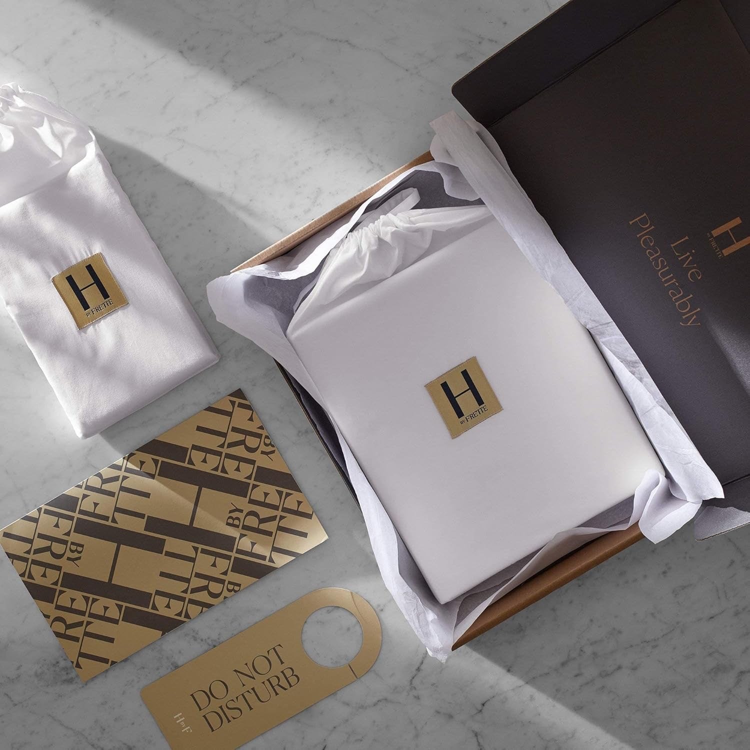 H by Frette Simple Border Bath Bundle | Luxury 100% Cotton Towels & Bath Mat Set