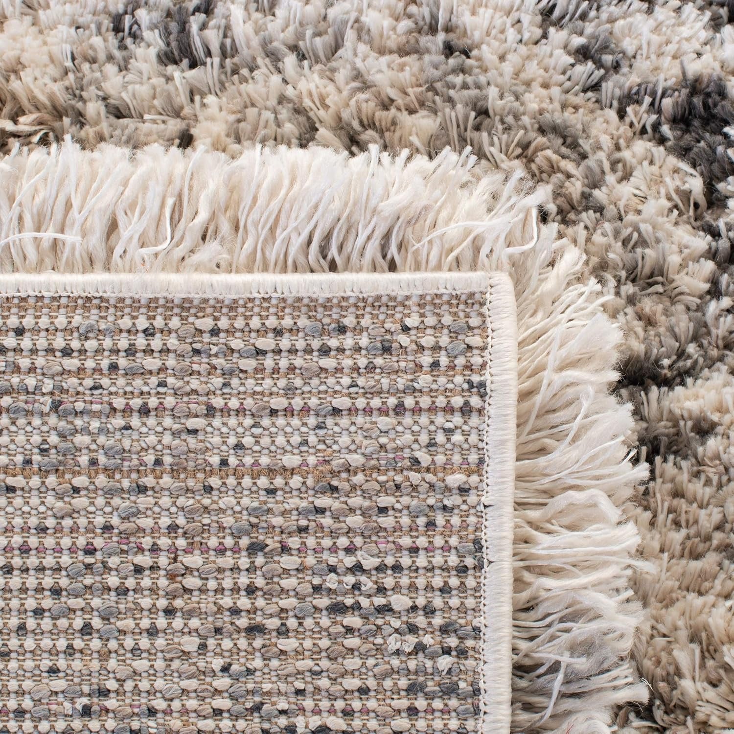 SAFAVIEH Iceland Shag Area Rug | Cream & Grey 5'3" x 7'6" Plush Modern Shag Rug