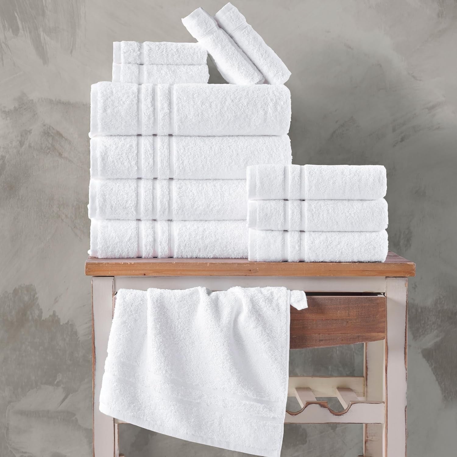 Hawmam Linen 100% Turkish Cotton Bath Towels | 4-Pack Soft Absorbent White Towels (27” x 54”)