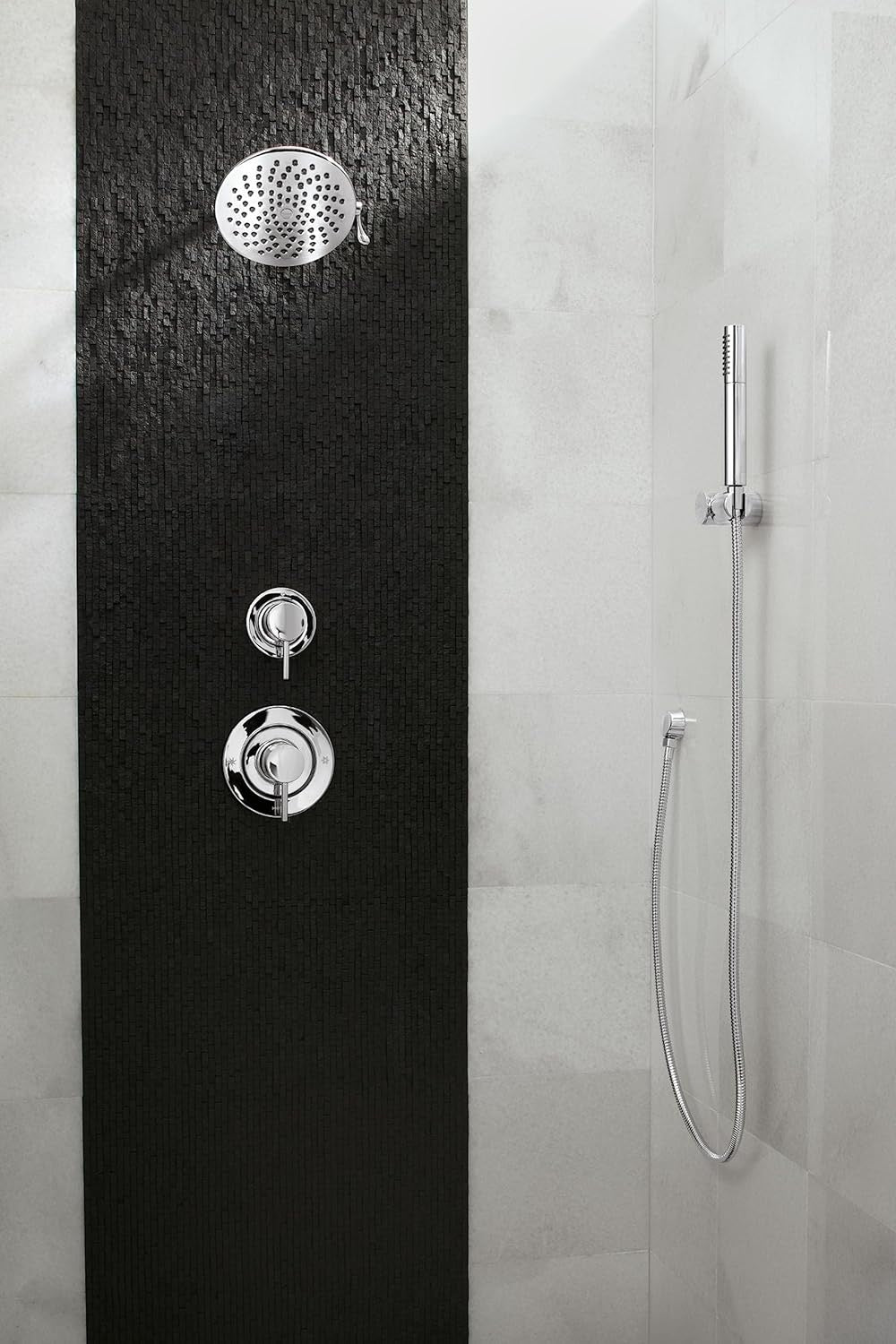 Moen Velocity 8” Rain Shower Head S6320 | Chrome Two-Function Showerhead with Immersion Technology