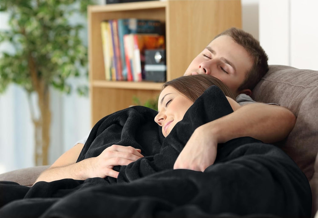 Utopia Bedding Black Fleece Throw Blanket | Ultra Soft Lightweight 50" x 70" Cozy Throw