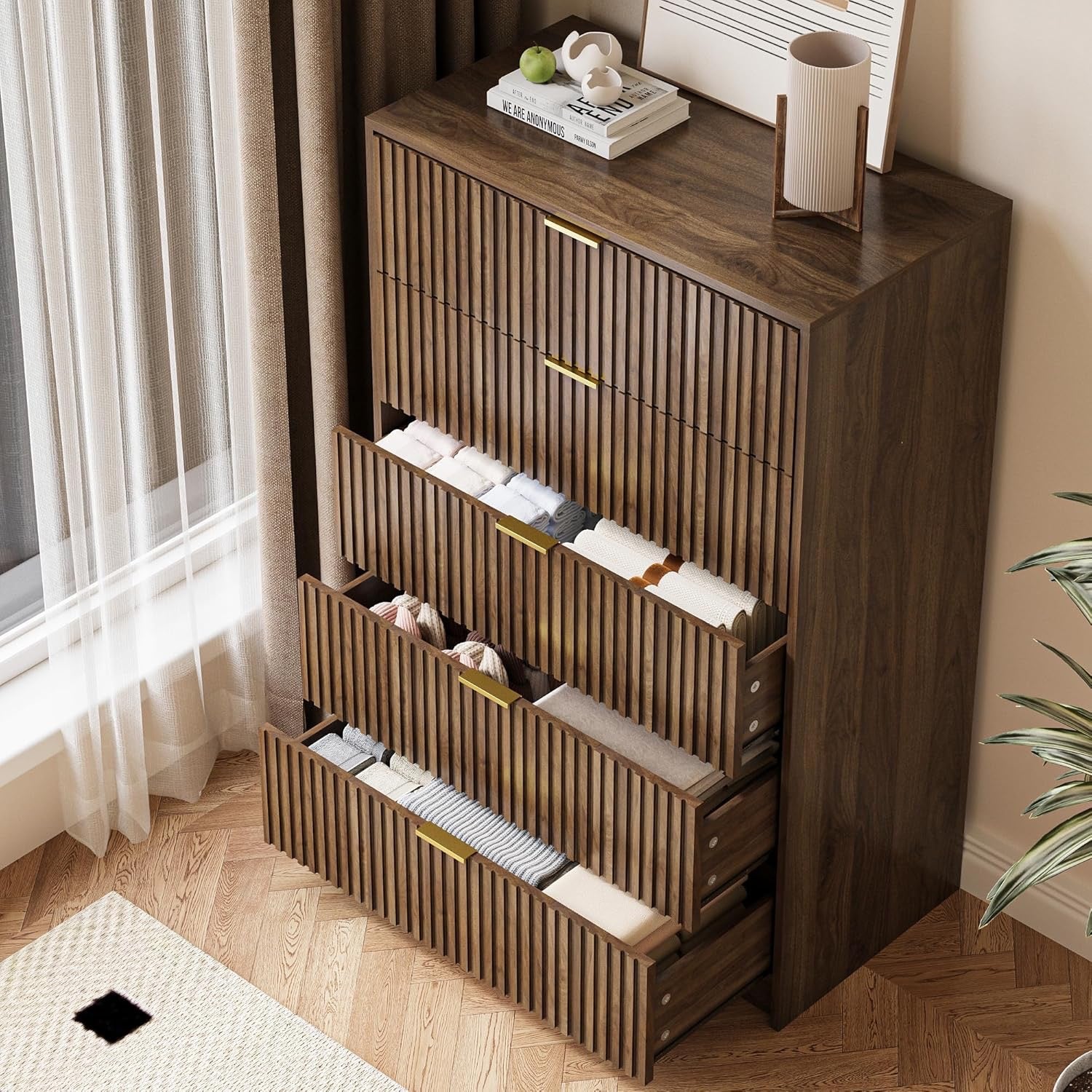 MAISONARIA Walnut 3-Piece Living Room Set | 5 Drawer Dresser + 2 Nightstands | Hidden Handle Modern Storage