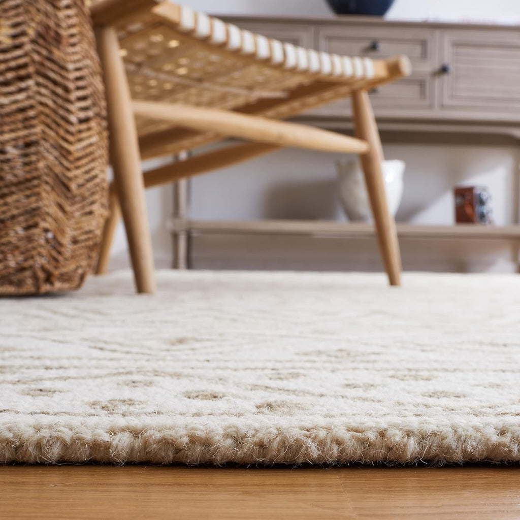 SAFAVIEH Metro MET353W Handmade Wool Area Rug | Ivory & Sage 5' x 8'