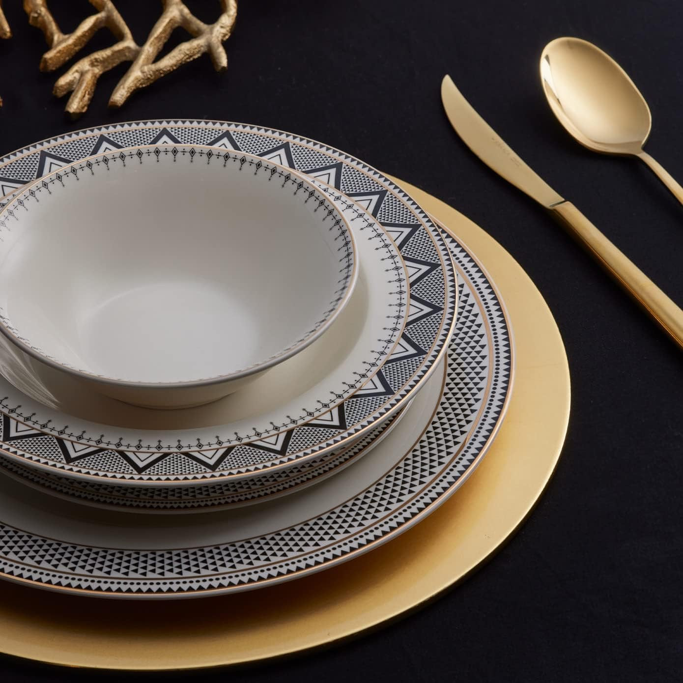 Karaca Globe 24 Piece Dinnerware Set for 6 | Modern Porcelain Plates Bowls Set White Black Geometric Design