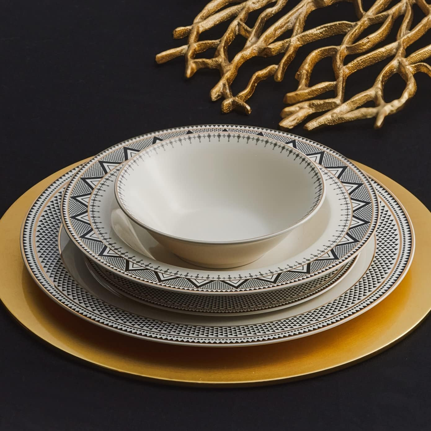 Karaca Globe 24 Piece Dinnerware Set for 6 | Modern Porcelain Plates Bowls Set White Black Geometric Design