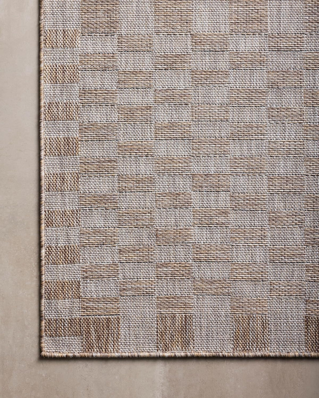 Loloi Amber Lewis Topanga TOP-03 Indoor/Outdoor Area Rug | Natural & Dove 6'7" x 9'4"