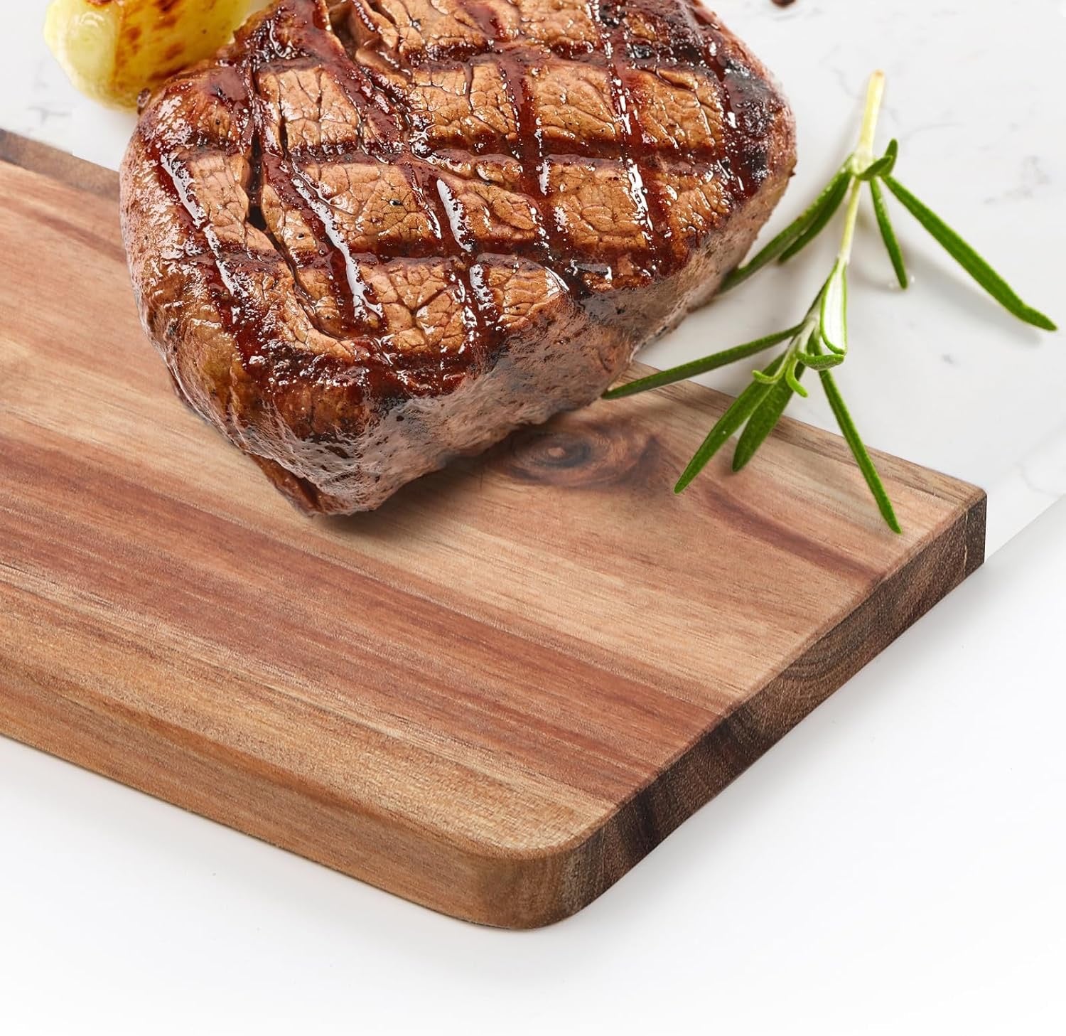Coloch Marble & Acacia Wood Cutting Board | Charcuterie & Decorative Serving Board with Handle