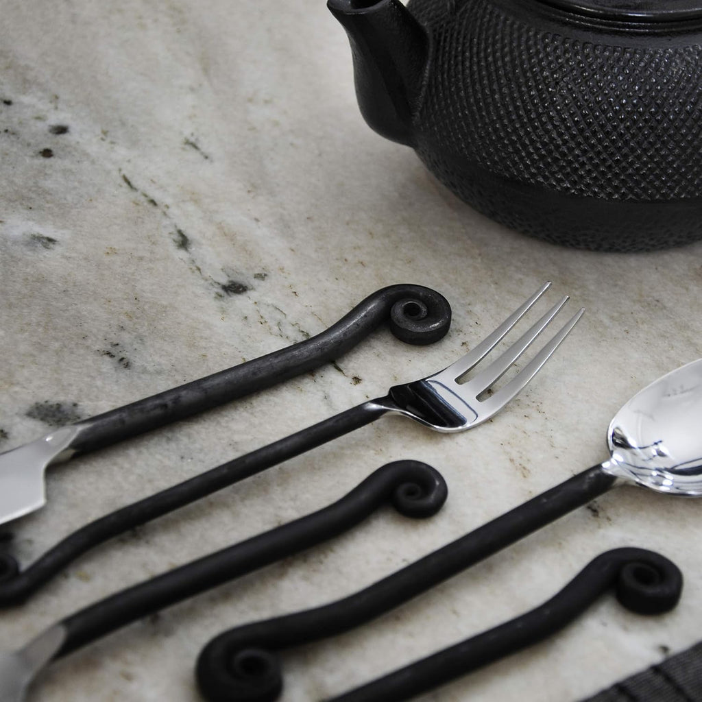 Gourmet Settings Treble Clef Black Silverware Set | 20-Piece Stainless Steel Flatware Set (Modern Black Cutlery)