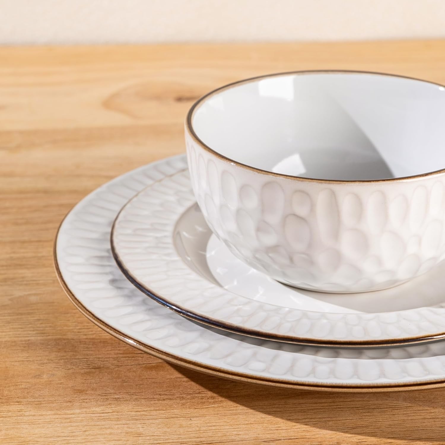 GBHOME Ceramic Dinnerware Set (12-Piece) | Embossed Stoneware Plates & Bowls Service for 4