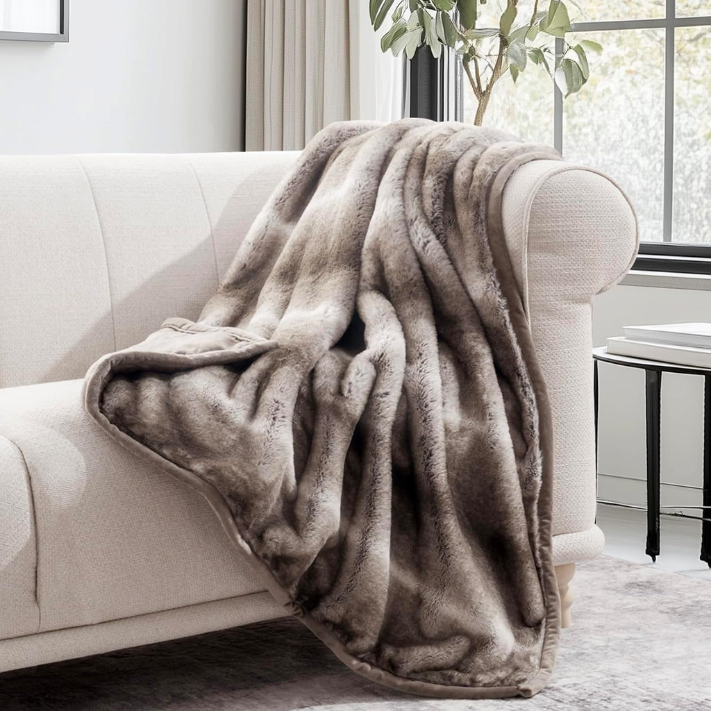 EVERGRACEHOME Mink Faux Fur Throw Blanket | Ultra-Soft Reversible Ombré Plush Blanket (60” x 80”)